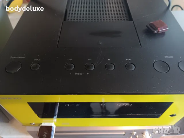 ONKYO CR-245 аудио система без колони, снимка 2 - Аудиосистеми - 25874748