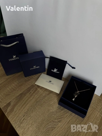 Swarovski колие/black swan