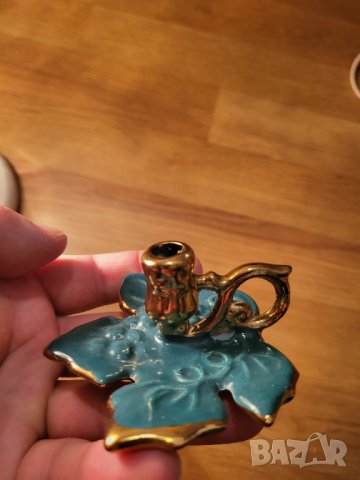 Свещник за църковни свещи свещ  зелен лозов лист с подарък, малък свещник религия