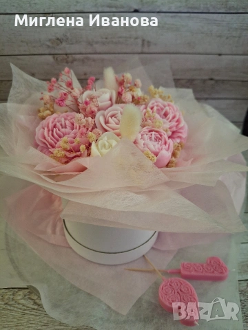 букет от ароматни соеви свещи , снимка 8 - Декорация за дома - 53600915