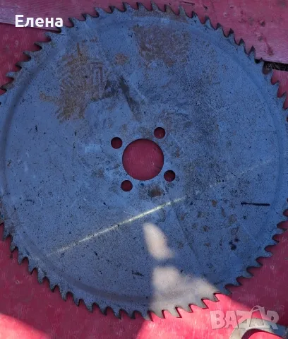 циркуляр за дърво ф550