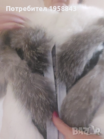 Бяло палто от лисица