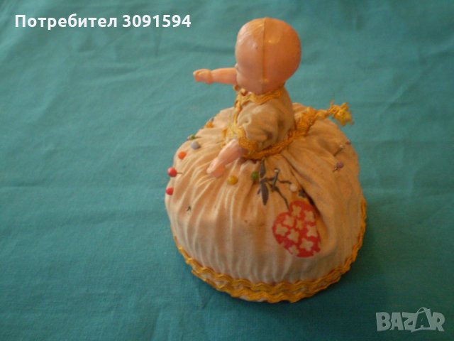 1920 г Малка Кукла Игленик