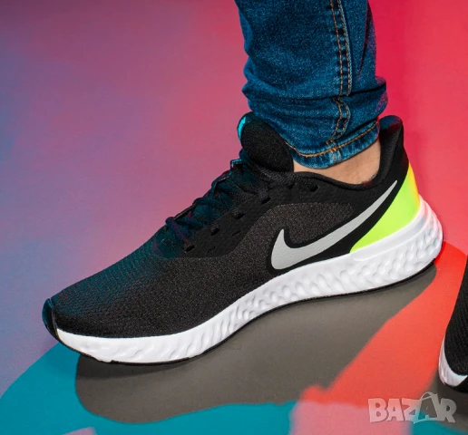 маратонки Nike Revolution 5 номер 43, снимка 2 - Маратонки - 50633706