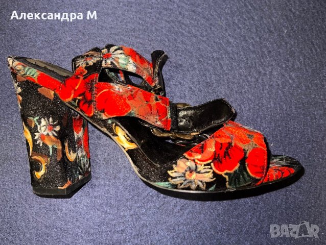 Сандали на платформи флорален дизайн, снимка 1 - Дамски обувки на ток - 40577902