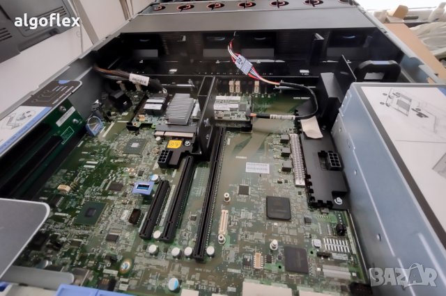 IBM X3650 M5 2*Xeon Е5-2680v3 12C 2.5-3.5GHz 32GB RAID M5210/2GB 5462, снимка 5 - Работни компютри - 33815291
