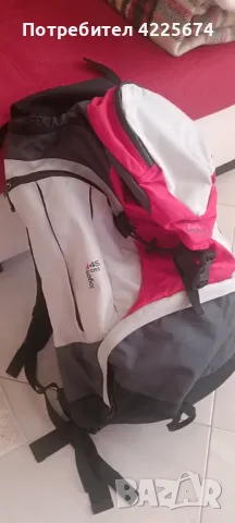 Продавам туристическа раница 45 л., снимка 3 - Раници - 49071703
