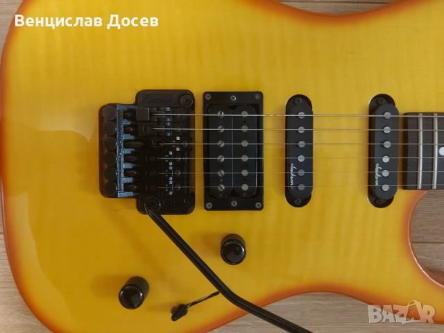 Charvel 375 Delux made in Japan, снимка 5 - Китари - 51489046