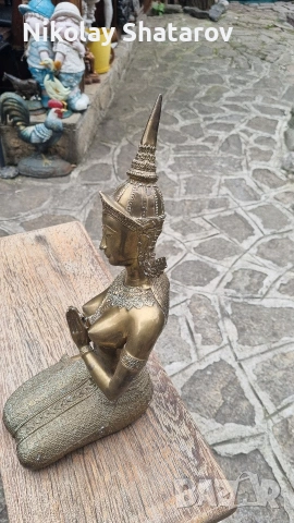 Бронзова скулптура. Азиатска фигура , снимка 5 - Антикварни и старинни предмети - 54014381