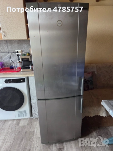 Хладилник с фризер , снимка 3 - Хладилници - 54069672