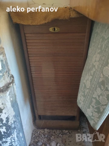 Шкаф за папки и канцеларски , снимка 1