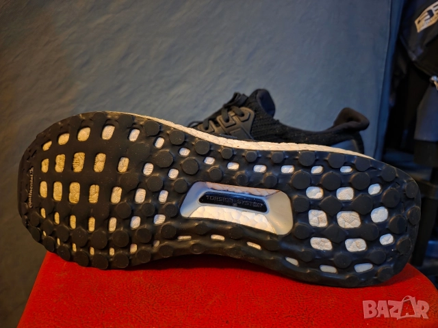 adidas-original-нов модел-номер43, снимка 3 - Маратонки - 52789419