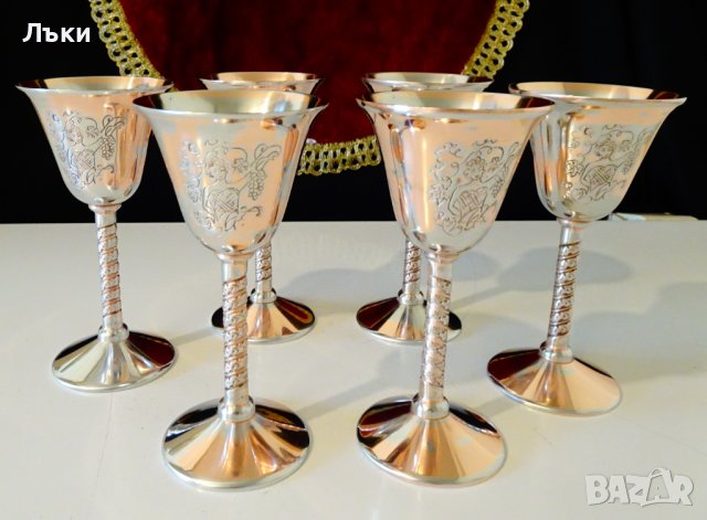 Немски медни чаши с картина Дама бере грозде. , снимка 12 - Антикварни и старинни предмети - 38585773