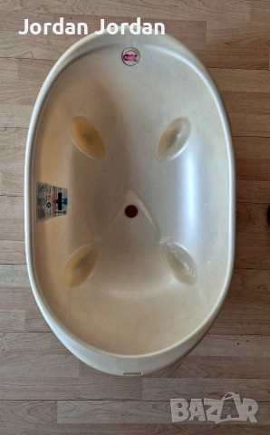 Бебешка вана OK Baby – удобна и безопасна за къпане