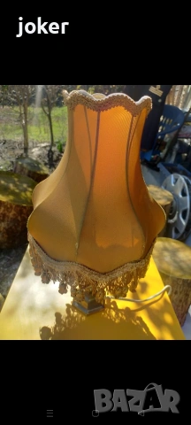 автентична лампа