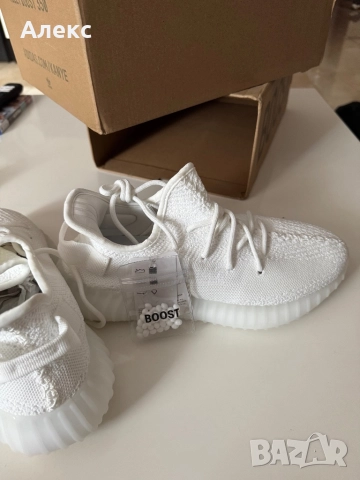Adidas Yeezy Boost 350 white, снимка 4 - Ежедневни обувки - 51954783