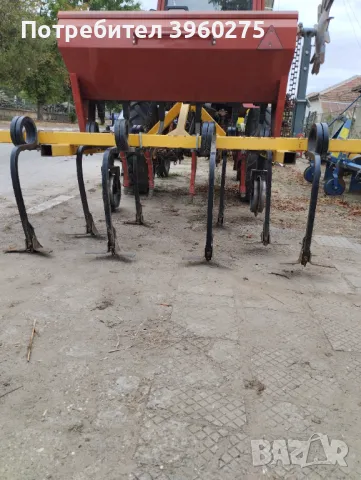 Навесен култиватор с торовнасяне, снимка 7 - Селскостопанска техника - 47653701