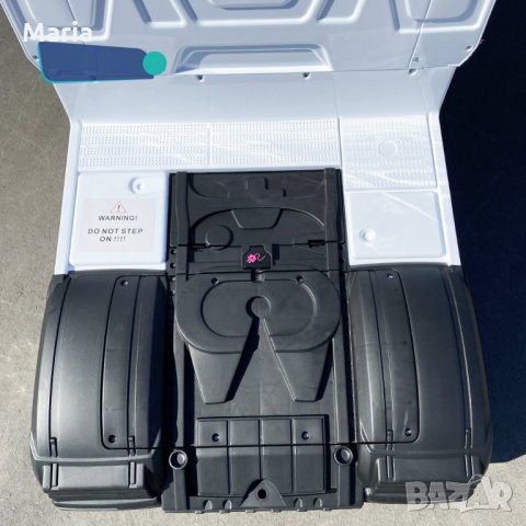 Акумулаторен КАМИОН Mercedes ACTROS Licensed 2X12V батерия с меки гуми с Кожена седалка,Металик, снимка 8 - Детски велосипеди, триколки и коли - 31642404