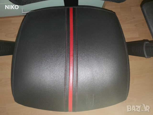 ПРОМОЦИЯ, Продавам,Геймърски стол ThunderX3 YAMA1 Черно/Червенo, снимка 4 - Столове - 51764869