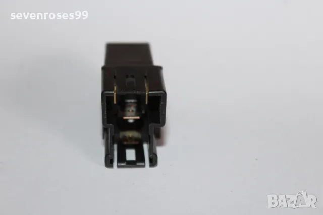 Реле Suzuki omron 38860-60g20, снимка 2 - Части - 48835257