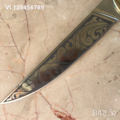 Ловен нож Пантера с гравирани флорални елементи на острието Ст 65х13, снимка 2 - Ножове - 33795346