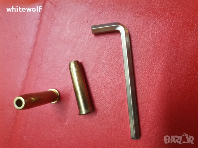 продавам въздушен револвер  „Colt“калибър 4.5мм, снимка 5 - Въздушно оръжие - 53885254