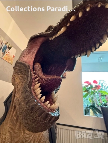 Queen Studios Jurassic Park World T-Rex 1/3 фигура Статуя колекции, снимка 4 - Колекции - 54163868