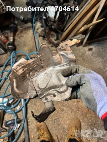 Предпазна ламарина на стартера мерцедес Mercedes само за 10Eur. a 6511500175, снимка 2 - Части - 53196441