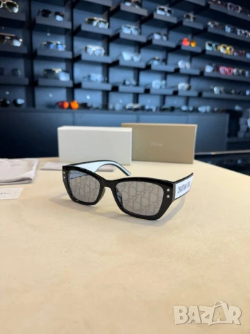 очила с калъф celine christian dior fendi miu miu , снимка 3 - Слънчеви и диоптрични очила - 50580429