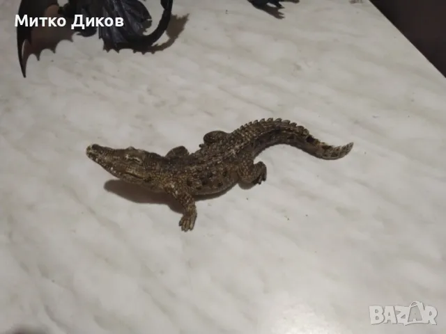 Базова екшън-фигура дракон беззъб Spin Master Dragons - Toothless , 17 cm нова, снимка 4 - Играчки за стая - 48308800