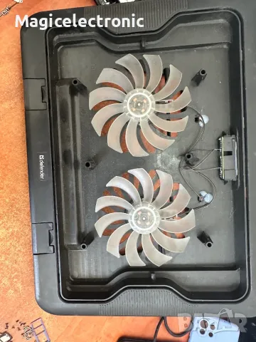 Охлаждаща Стойка за лаптоп