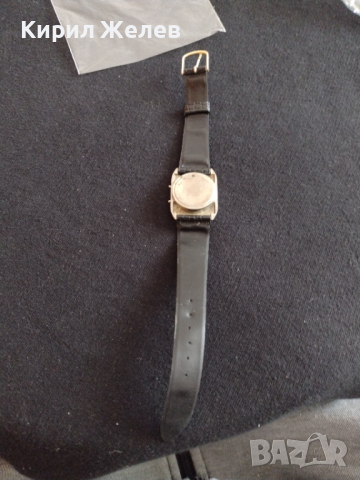 Ретро модел дамски часовник от соца много красив с кожена каишка за колекция Арт - 26783, снимка 5 - Дамски - 36550079