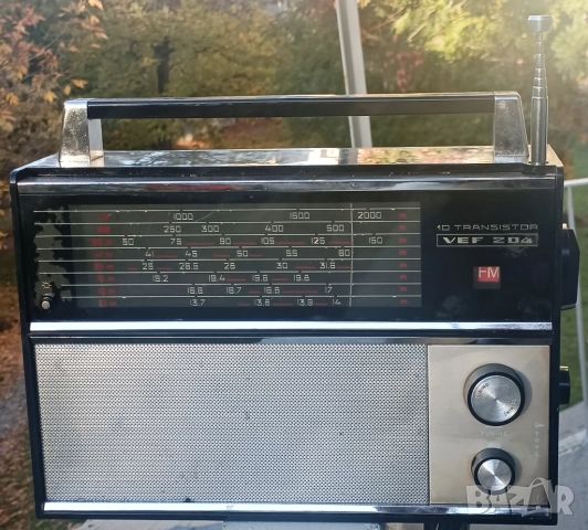 75 🎶 VEF-204 – Ретро радио със съвременно звучене 🎶, снимка 2 - Антикварни и старинни предмети - 52231805