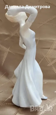 Дама с развята рокля, снимка 5 - Статуетки - 49008818