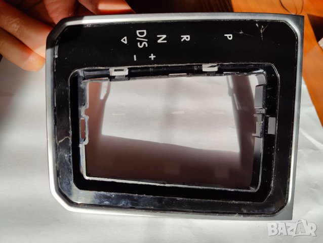 Панел около скоростен лост VW Passat B8 Пасат Б8, снимка 4 - Аксесоари и консумативи - 37239983