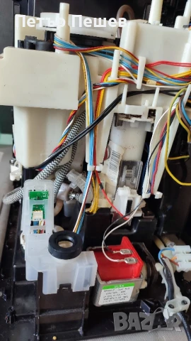 Krups Intuition Essential EA8708 Продава се на части Крупс , снимка 2 - Кафемашини - 51384634