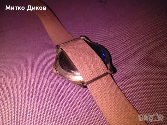 Часовник Найк работещ точно отличен нова каишка, снимка 5 - Мъжки - 49576284