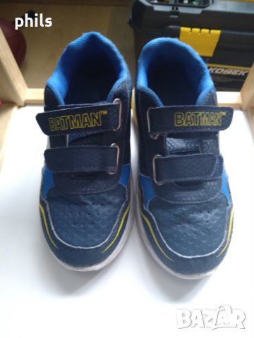 Светещи маратонки  Batman , снимка 2 - Детски маратонки - 44371002
