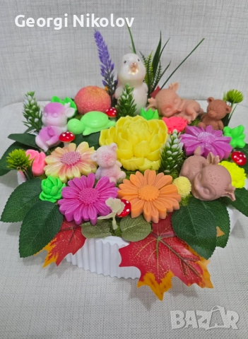 Кашпи със сапунени цветя, снимка 4 - Изкуствени цветя - 52663604