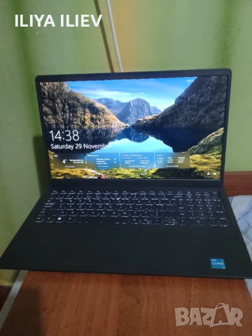 Нов Лаптоп Dell Vostro 3530