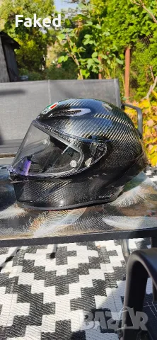 AGV Pista Gloss Black каска