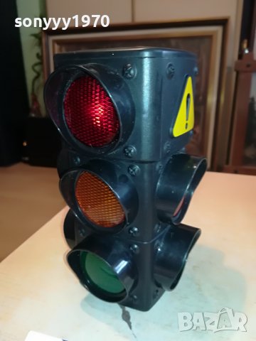 СВЕТОФАР-СЕМАФОР 0503231051, снимка 9 - Колекции - 39889596