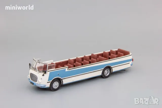 Jelcz 043 Cabrio автобус - мащаб 1:72 на DeAgostini моделът е нов в блистер