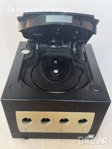 Отлично работеща конзола Nintendo GameCube, снимка 3 - Nintendo конзоли - 56136516