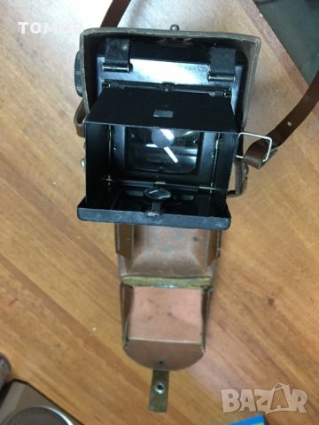 Фотоапат ретро, аналогов, портретна фотография Любител 2 с горен визьор 1959г. производство, снимка 4 - Фотоапарати - 31566761