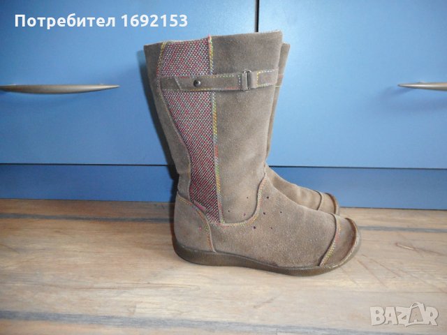 Велурени ботуши KEEN № 34, снимка 2 - Бебешки боти и ботуши - 30930880
