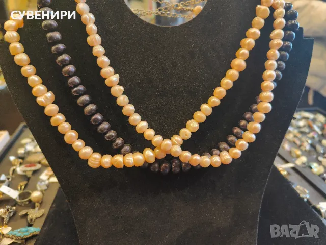 Дамски колиета от естествени перли 