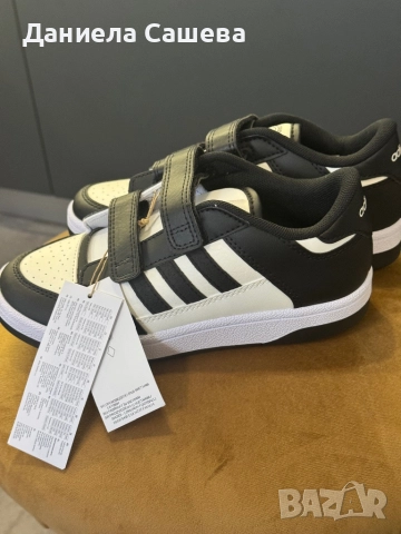 Маратонки Adidas, снимка 3 - Детски маратонки - 52266680