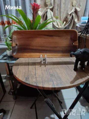 Дървен поднос