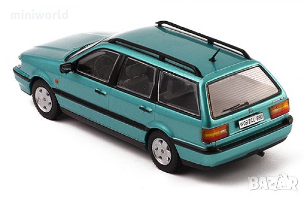VOLKSWAGEN PASSAT BREAK 1993 - мащаб 1:43 на Premium X моделът е нов в PVC дисплей-кеис, снимка 5 - Колекции - 30923824